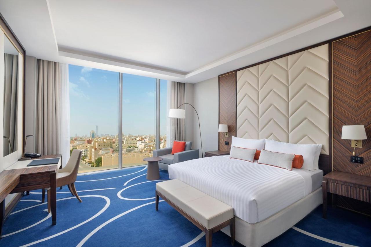 Jeddah Marriott Hotel Madinah Road Kültér fotó Deluxe King