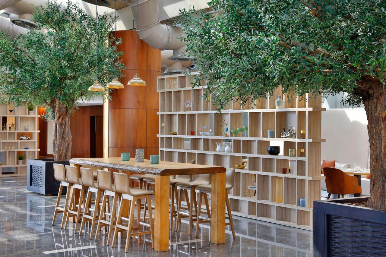 Jeddah Marriott Hotel Madinah Road Kültér fotó The library
