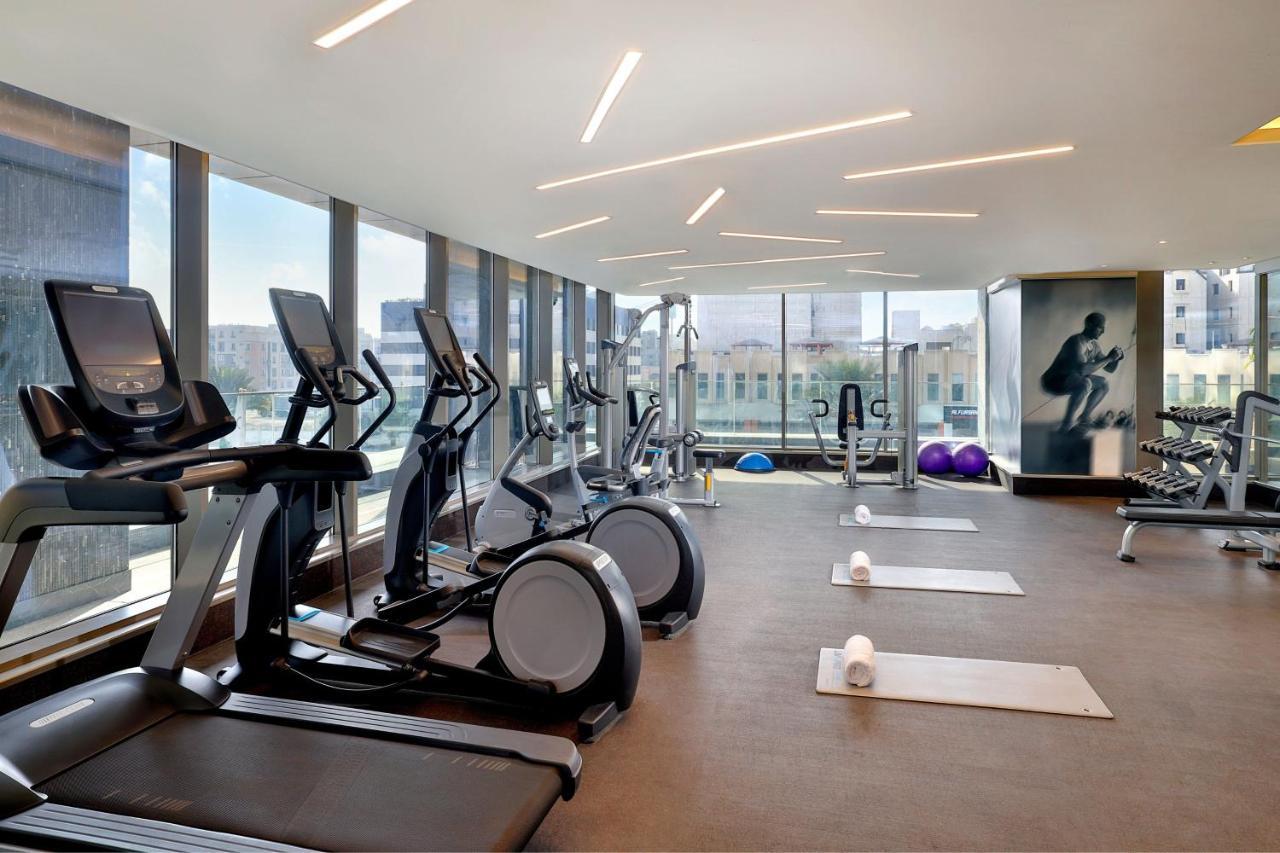Jeddah Marriott Hotel Madinah Road Kültér fotó The gym at the hotel