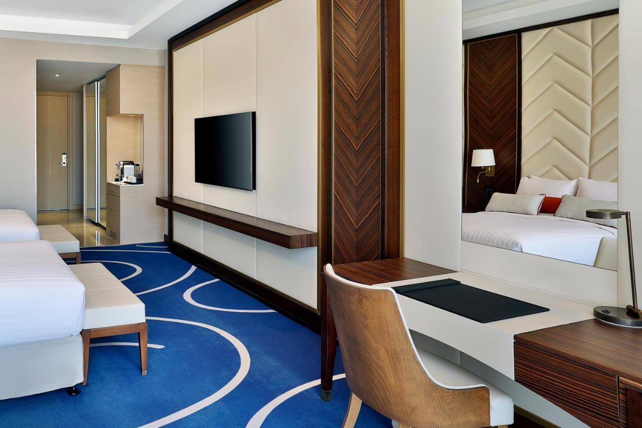 Jeddah Marriott Hotel Madinah Road Kültér fotó Deluxe Room