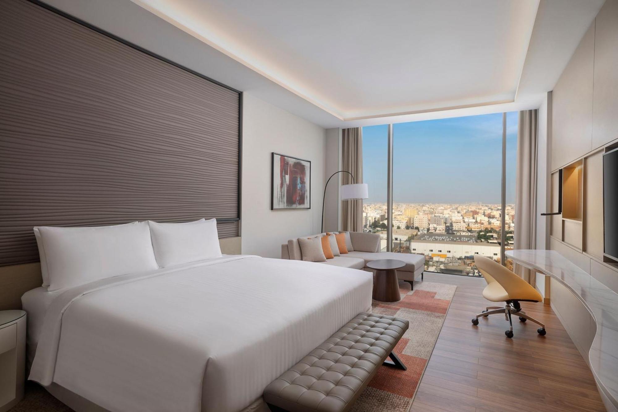 Jeddah Marriott Hotel Madinah Road Kültér fotó Deluxe King