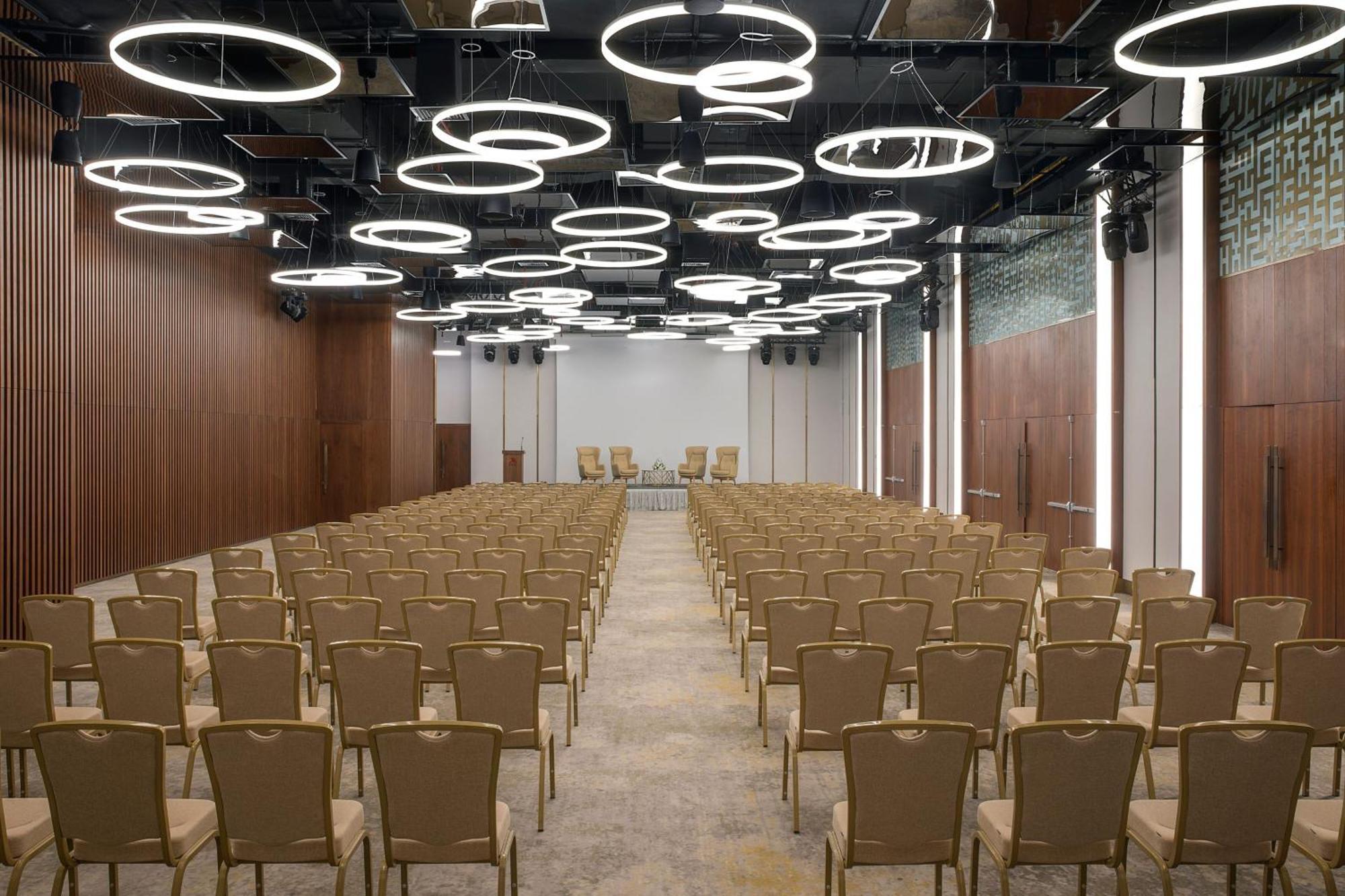Jeddah Marriott Hotel Madinah Road Kültér fotó The main conference hall